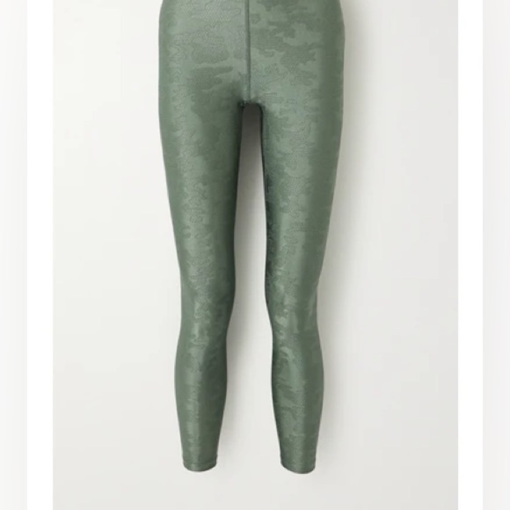 NEW W/O TAGS | Heroine Sports | Green Camo Jacquard Leggings | Size S
